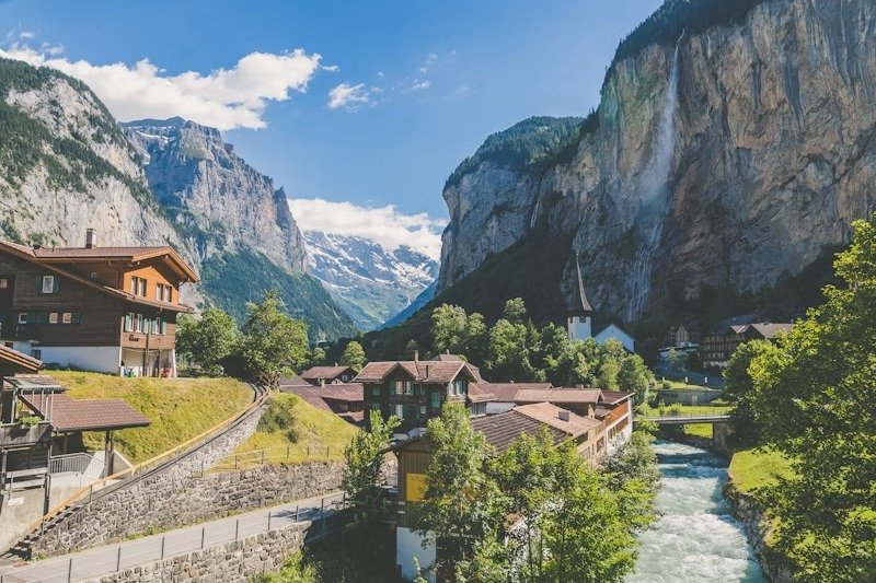 Swiss Alps & Lake Lucerne